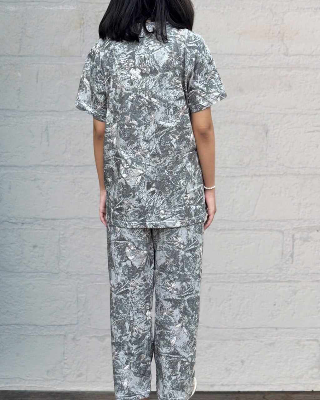 Marble Pattern T-Shirt & Pajama Set - Crew Neck Cotton Loungewear for Women in Pakistan, Summer Comfort