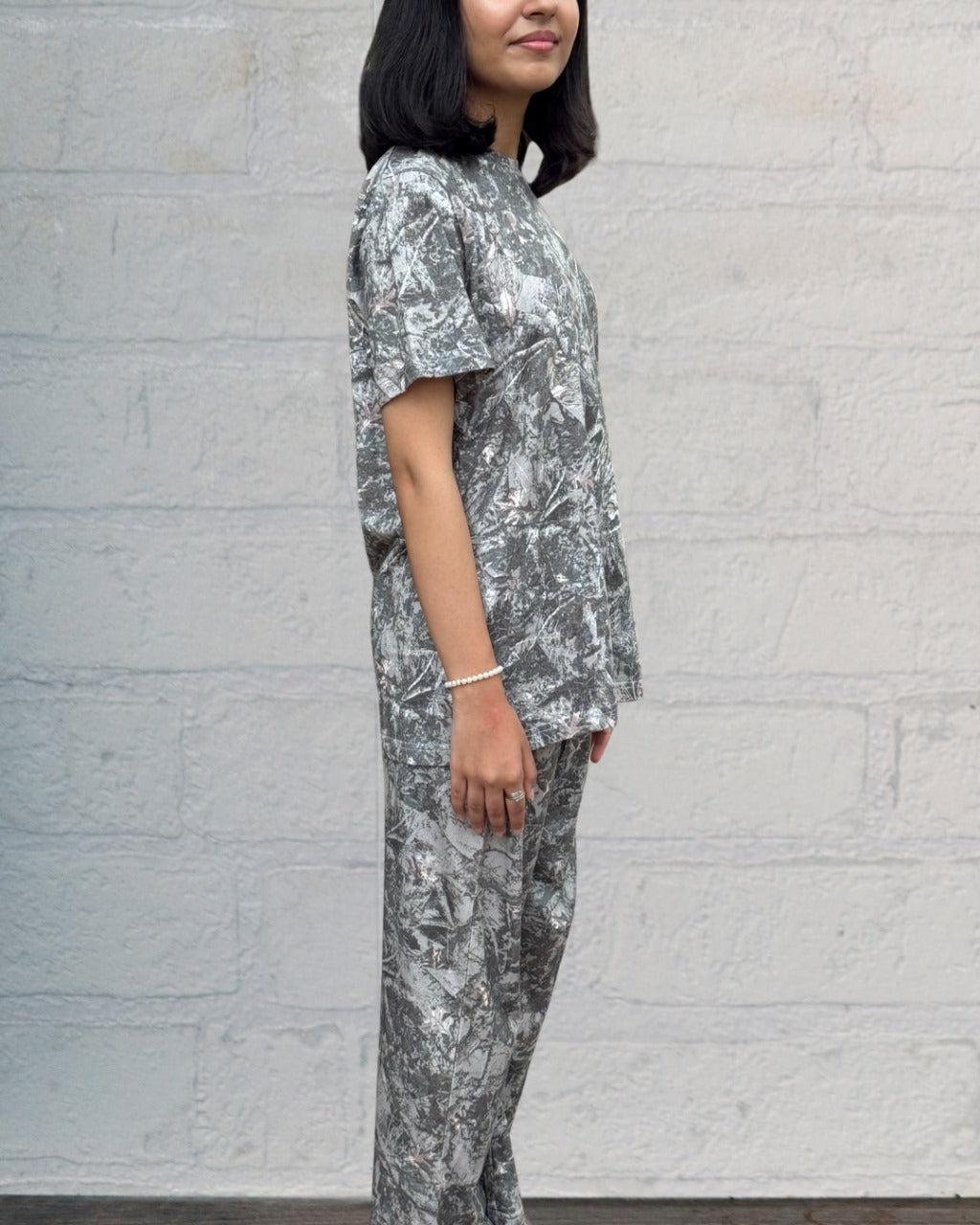 Marble Pattern T-Shirt & Pajama Set - Crew Neck Cotton Loungewear for Women in Pakistan, Summer Comfort