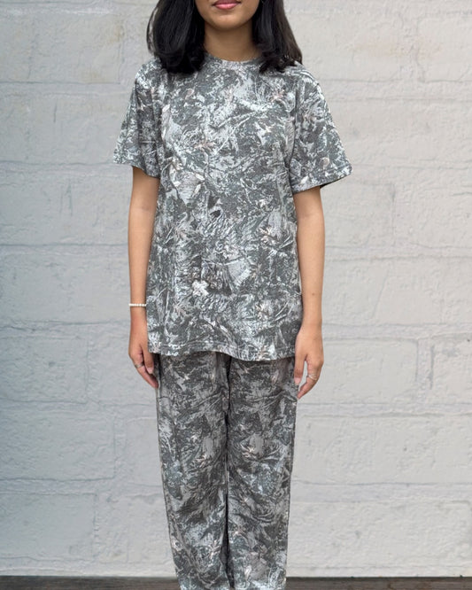 Marble Pattern T-Shirt & Pajama Set - Crew Neck Cotton Loungewear for Women in Pakistan, Summer Comfort